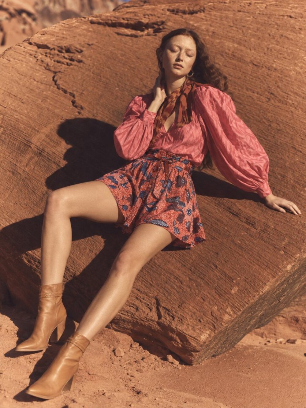 Ulla Johnson Fall 2022 Belted Tie Carmine Shorts
